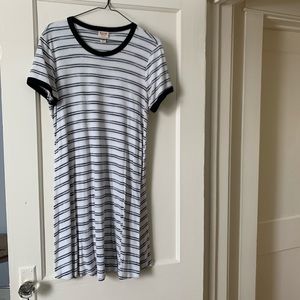 Ribbed knit tshirt dress